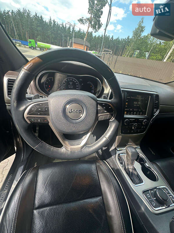 Внедорожник / Кроссовер Jeep Grand Cherokee 2017 в Киеве фото 10 Внедорожник / Кроссовер Jeep Grand Cherokee 2017 в Киеве