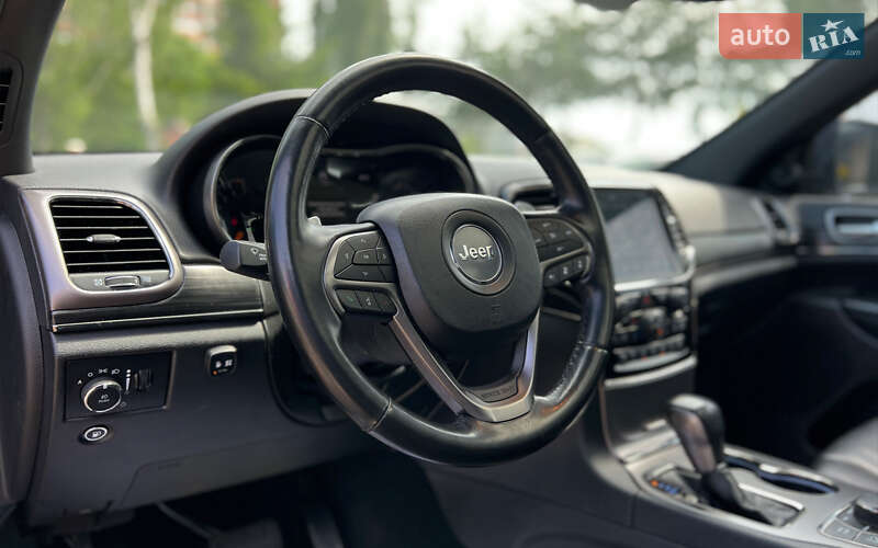 Внедорожник / Кроссовер Jeep Grand Cherokee 2019 в Львове
