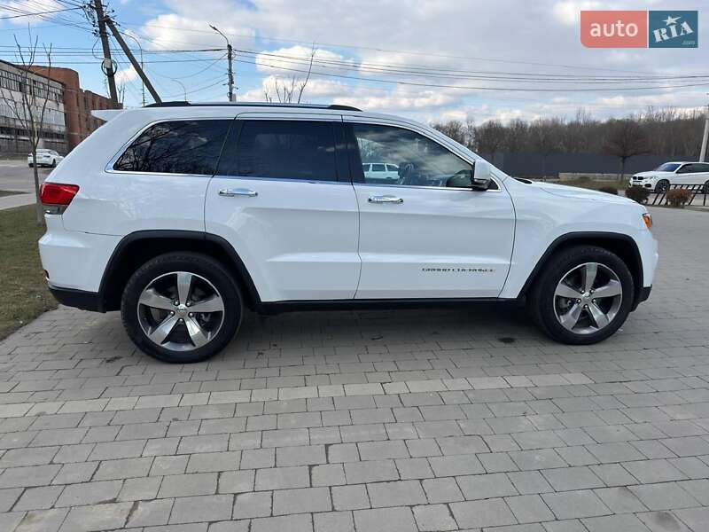Внедорожник / Кроссовер Jeep Grand Cherokee 2014 в Ужгороде