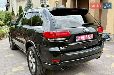Внедорожник / Кроссовер Jeep Grand Cherokee 2015 в 