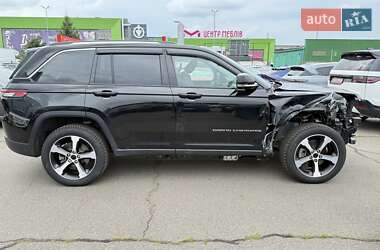 Позашляховик / Кросовер Jeep Grand Cherokee 2022 в 