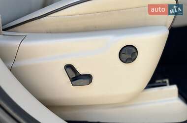 Внедорожник / Кроссовер Jeep Grand Cherokee 2016 в 