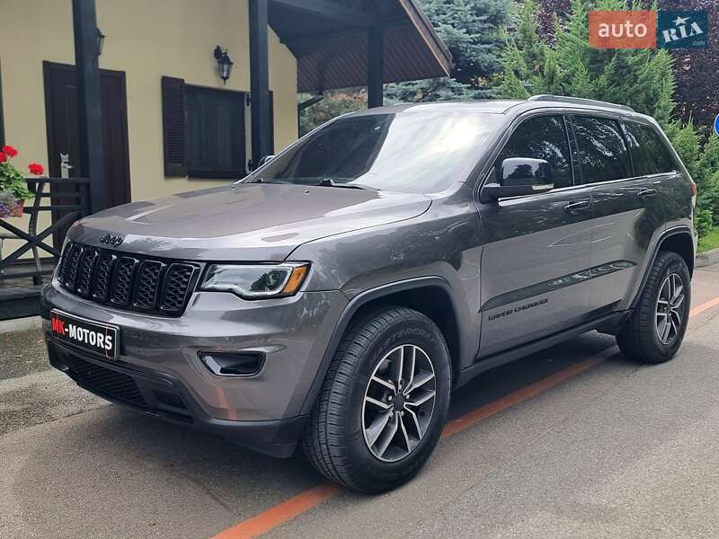 Внедорожник / Кроссовер Jeep Grand Cherokee 2018 в Киеве