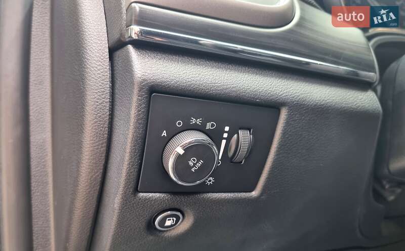 Внедорожник / Кроссовер Jeep Grand Cherokee 2018 в Киеве