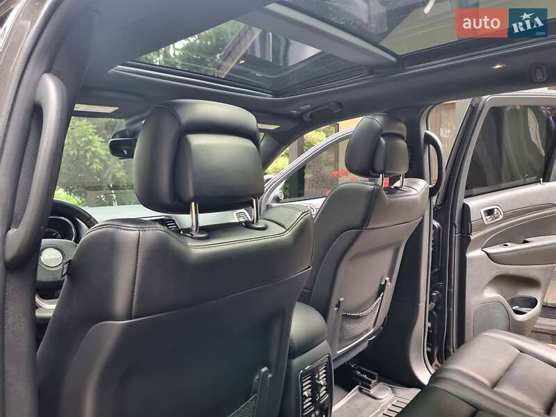 Внедорожник / Кроссовер Jeep Grand Cherokee 2018 в Киеве