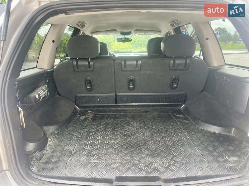 Внедорожник / Кроссовер Jeep Grand Cherokee 2004 в Владимире