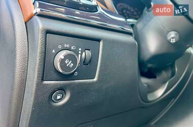 Внедорожник / Кроссовер Jeep Grand Cherokee 2021 в 