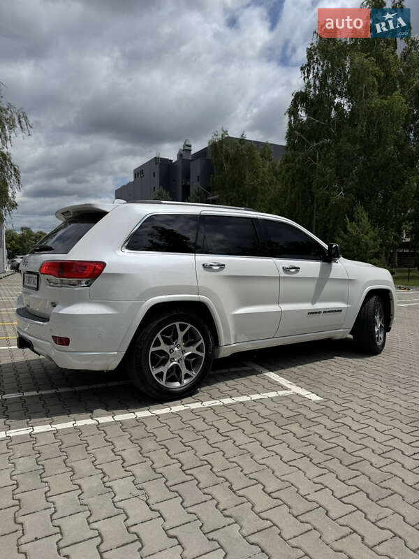 Внедорожник / Кроссовер Jeep Grand Cherokee 2019 в Киеве фото 7 Внедорожник / Кроссовер Jeep Grand Cherokee 2019 в Киеве