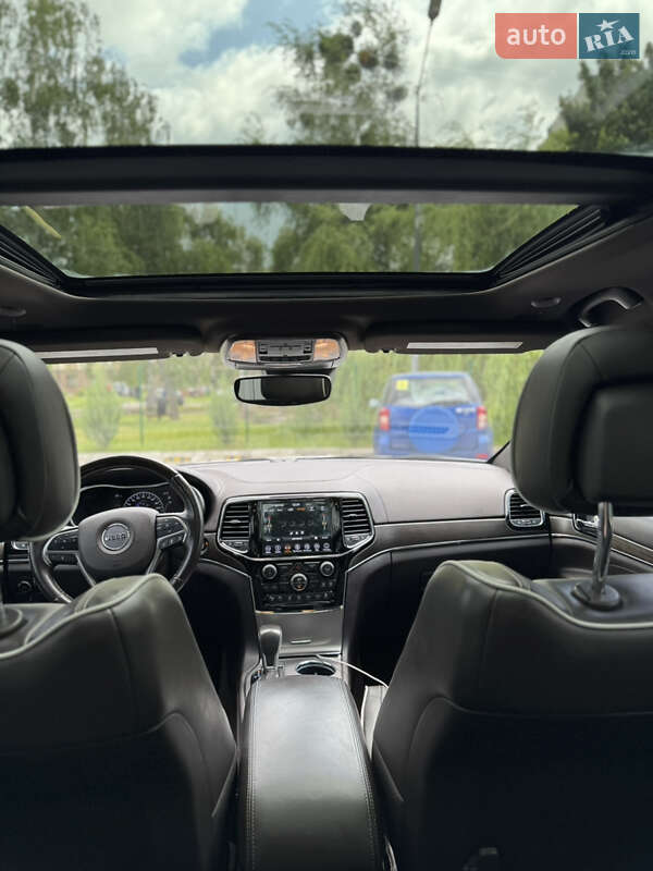 Внедорожник / Кроссовер Jeep Grand Cherokee 2019 в Киеве фото 13 Внедорожник / Кроссовер Jeep Grand Cherokee 2019 в Киеве