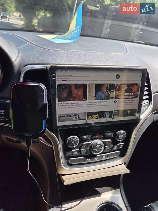 Внедорожник / Кроссовер Jeep Grand Cherokee 2015 в Киеве