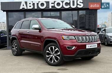 Внедорожник / Кроссовер Jeep Grand Cherokee 2017 в Киеве