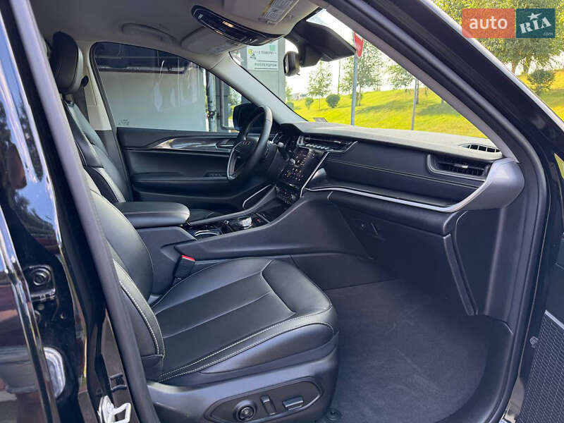 Внедорожник / Кроссовер Jeep Grand Cherokee 2022 в Киеве