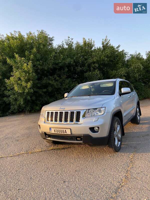 Jeep Grand Cherokee 2011