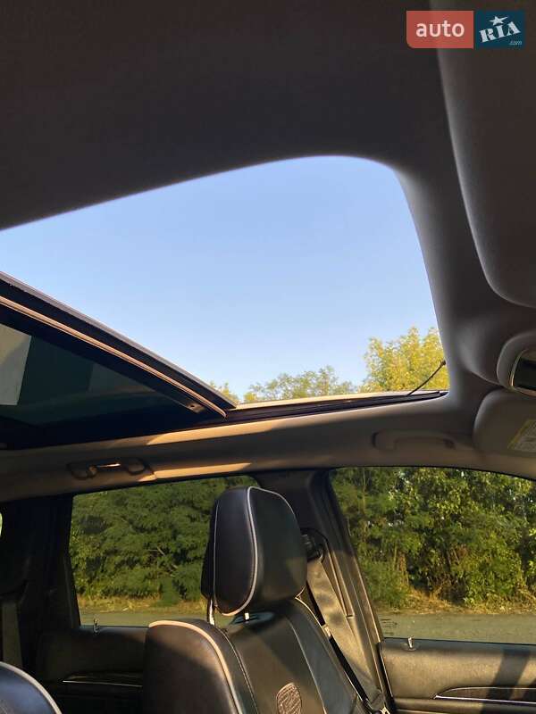 Внедорожник / Кроссовер Jeep Grand Cherokee 2011 в Первомайске