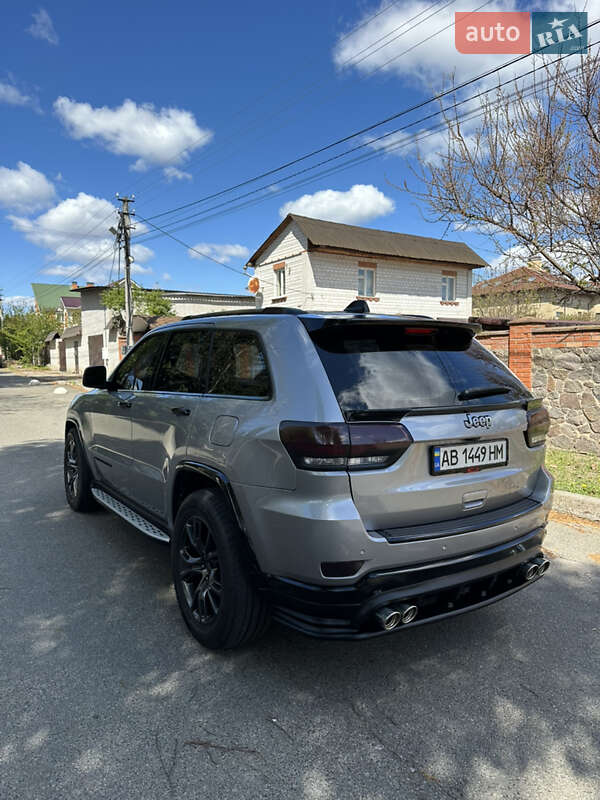 Внедорожник / Кроссовер Jeep Grand Cherokee 2015 в Киеве