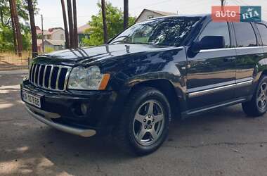 Внедорожник / Кроссовер Jeep Grand Cherokee 2006 в 