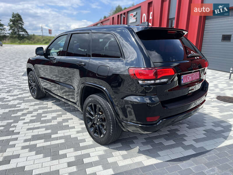 Внедорожник / Кроссовер Jeep Grand Cherokee 2020 в Львове