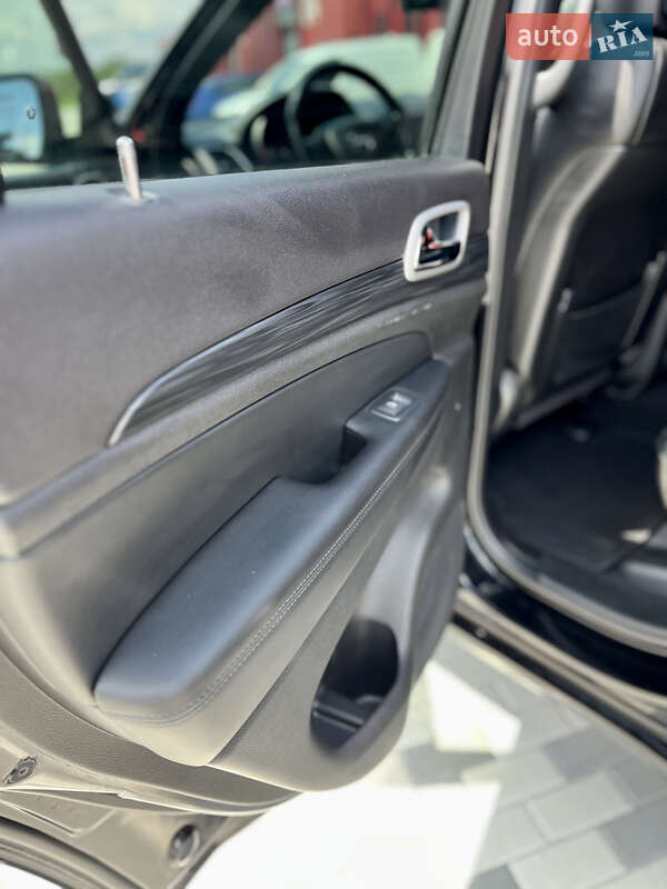 Внедорожник / Кроссовер Jeep Grand Cherokee 2020 в Львове