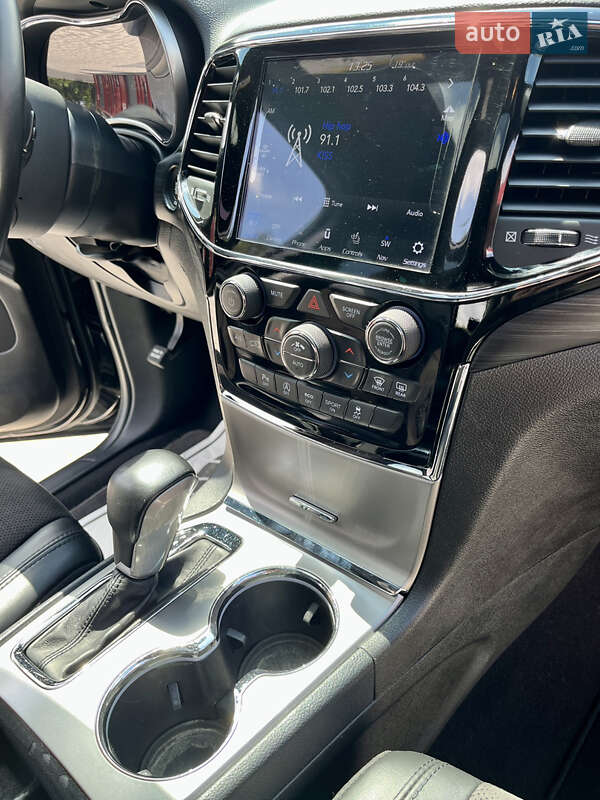 Внедорожник / Кроссовер Jeep Grand Cherokee 2020 в Львове