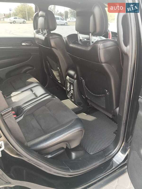 Позашляховик / Кросовер Jeep Grand Cherokee 2019 в Новомосковську фото 17 Позашляховик / Кросовер Jeep Grand Cherokee 2019 в Новомосковську