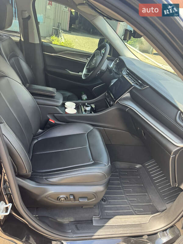 Внедорожник / Кроссовер Jeep Grand Cherokee 2023 в Киеве