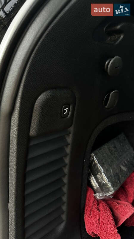 Внедорожник / Кроссовер Jeep Grand Cherokee 2016 в Ивано-Франковске