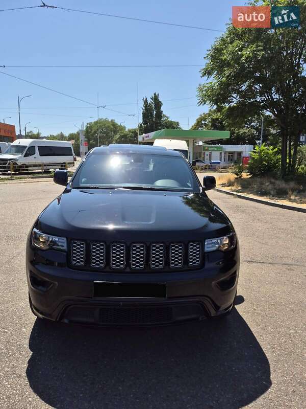 Внедорожник / Кроссовер Jeep Grand Cherokee 2018 в Одессе