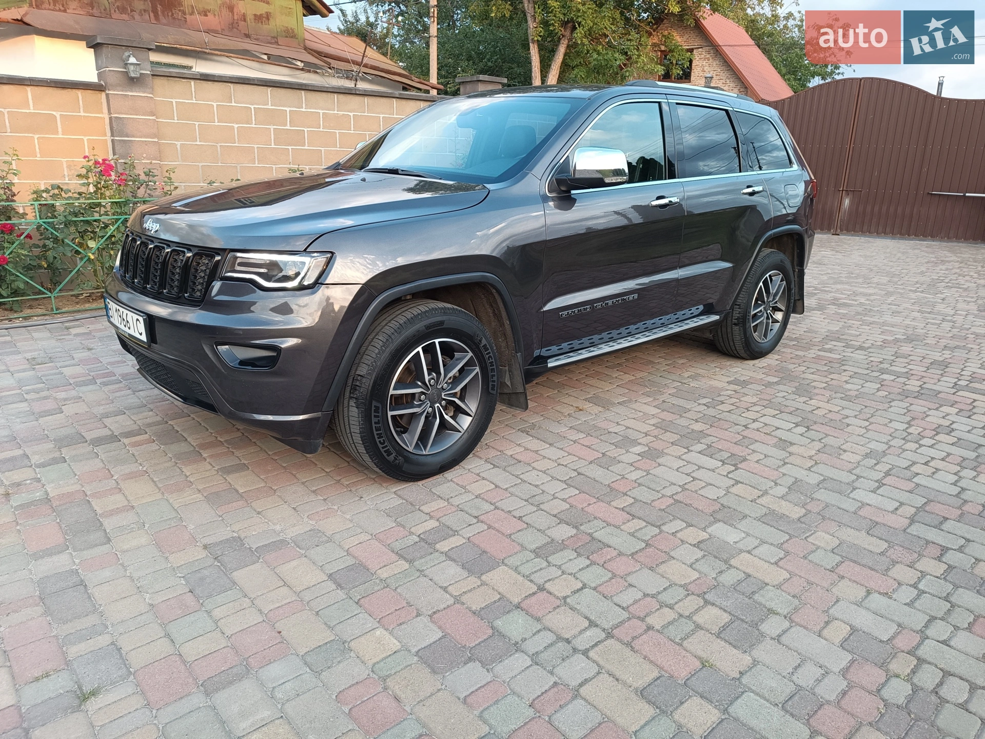 2020 Jeep Grand Cherokee - мініатюра 10