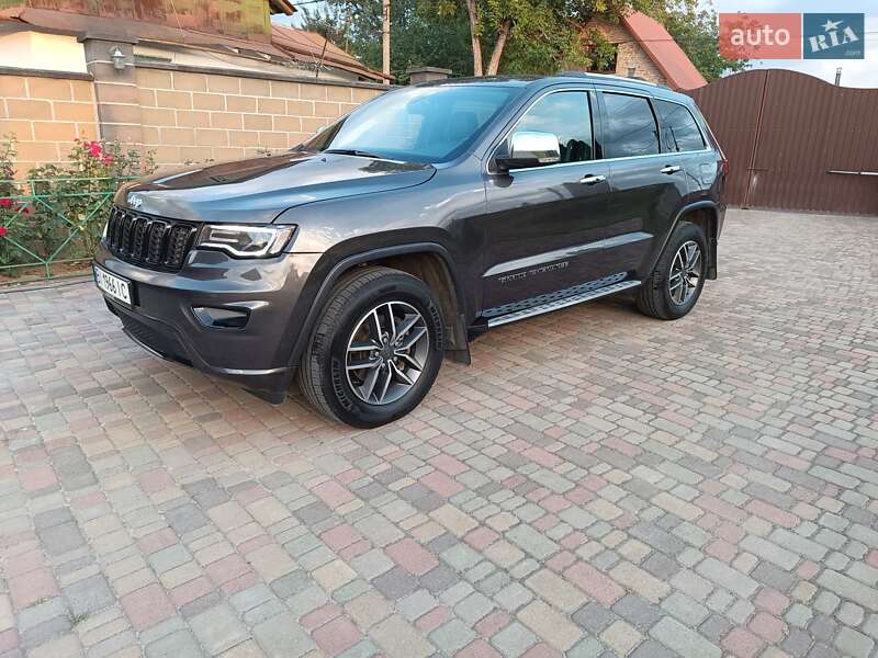 Внедорожник / Кроссовер Jeep Grand Cherokee 2020 в Лубнах