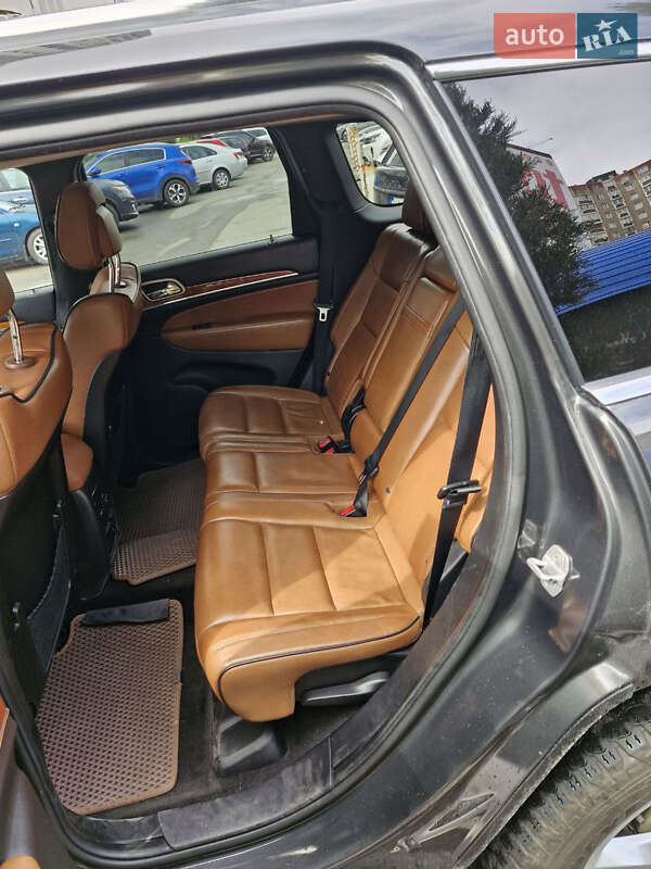 Внедорожник / Кроссовер Jeep Grand Cherokee 2011 в Киеве