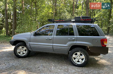 Внедорожник / Кроссовер Jeep Grand Cherokee 2001 в 