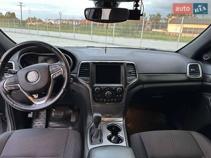 Внедорожник / Кроссовер Jeep Grand Cherokee 2017 в Львове