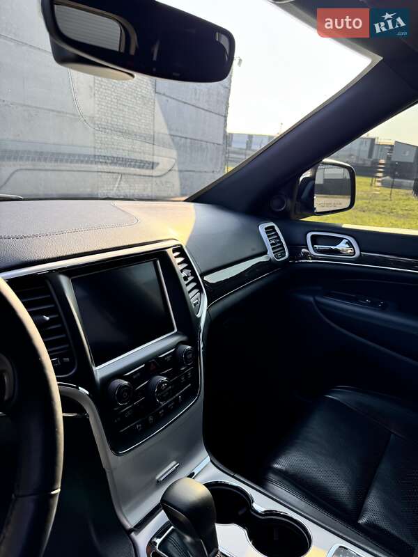 Внедорожник / Кроссовер Jeep Grand Cherokee 2018 в Ивано-Франковске