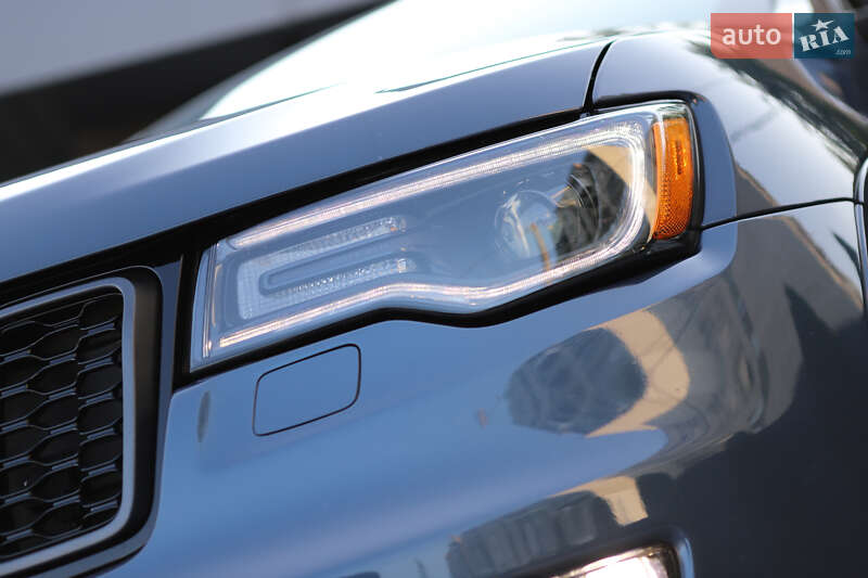 Внедорожник / Кроссовер Jeep Grand Cherokee 2020 в Дрогобыче