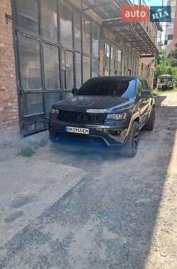 Внедорожник / Кроссовер Jeep Grand Cherokee 2017 в Сумах