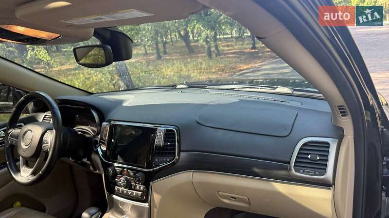 Внедорожник / Кроссовер Jeep Grand Cherokee 2018 в Лозовой