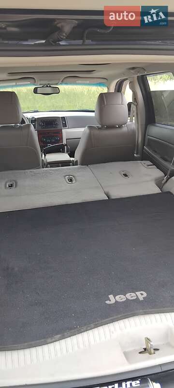 Внедорожник / Кроссовер Jeep Grand Cherokee 2004 в Ивано-Франковске