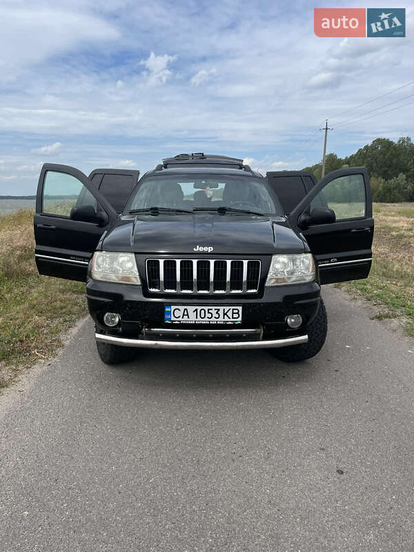 Внедорожник / Кроссовер Jeep Grand Cherokee 2004 в Каменец-Подольском