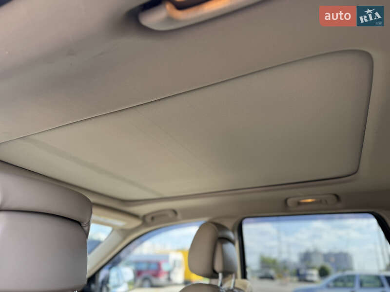 Внедорожник / Кроссовер Jeep Grand Cherokee 2014 в Киеве