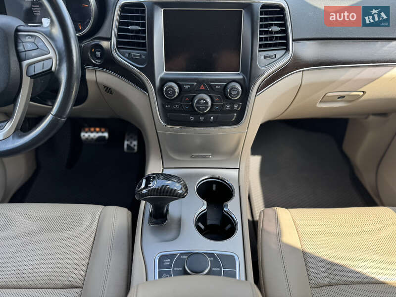Внедорожник / Кроссовер Jeep Grand Cherokee 2014 в Киеве