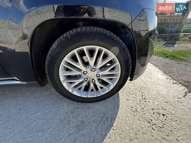 Внедорожник / Кроссовер Jeep Grand Cherokee 2017 в Кривом Роге