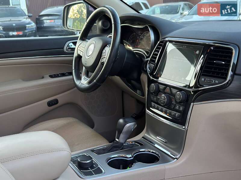 Внедорожник / Кроссовер Jeep Grand Cherokee 2019 в Харькове