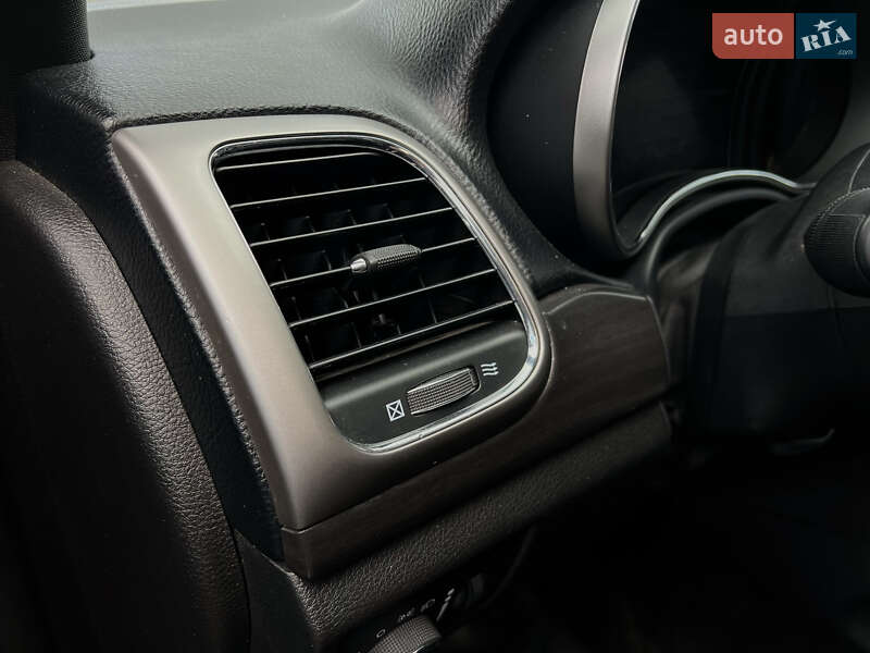 Внедорожник / Кроссовер Jeep Grand Cherokee 2017 в Львове