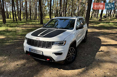 Внедорожник / Кроссовер Jeep Grand Cherokee 2018 в Сумах