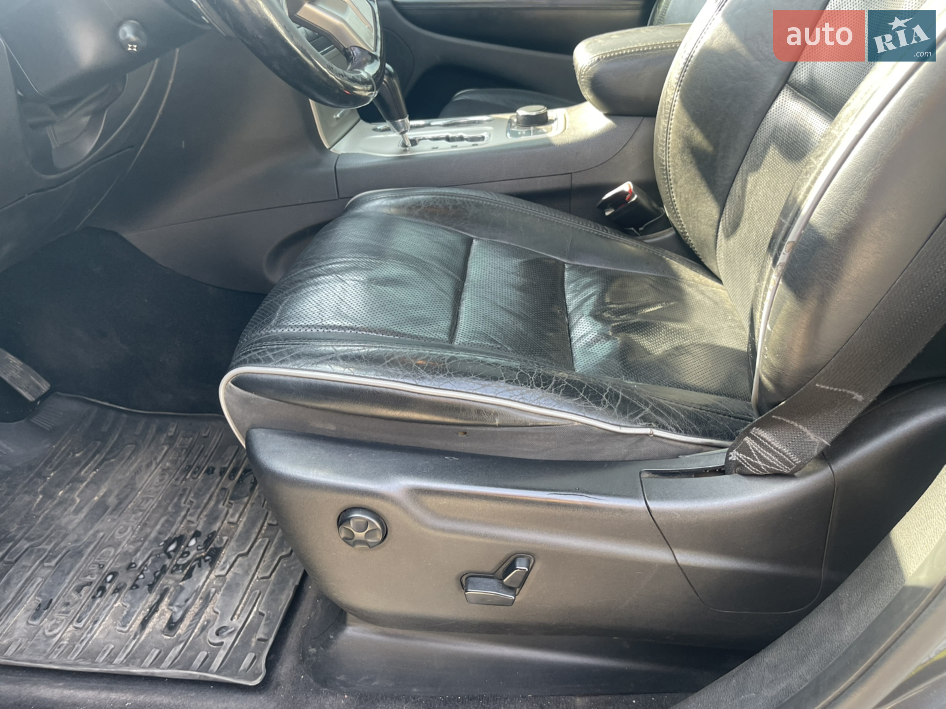 2011 Jeep Grand Cherokee - мініатюра 11