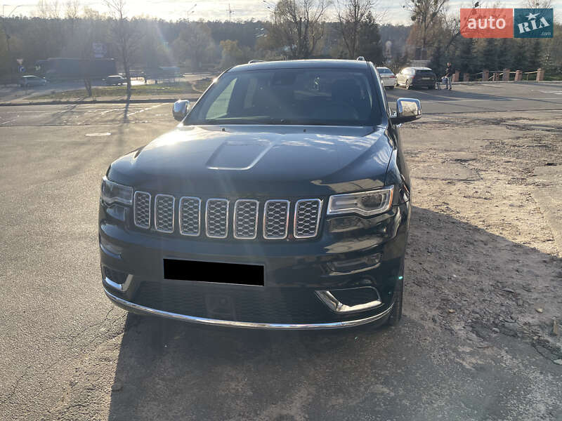 Внедорожник / Кроссовер Jeep Grand Cherokee 2018 в Киеве