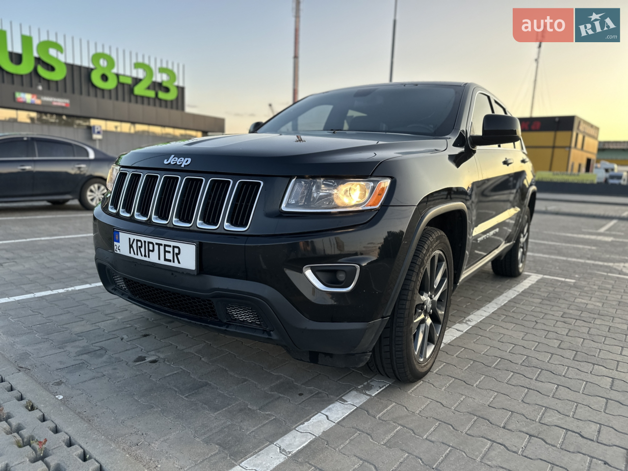 2017 Jeep Grand Cherokee - мініатюра 45