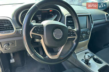 Внедорожник / Кроссовер Jeep Grand Cherokee 2015 в 