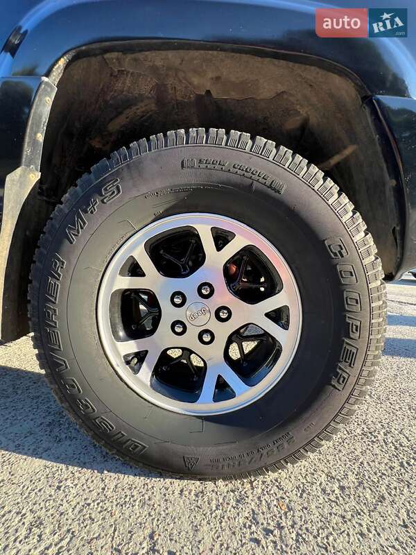 Внедорожник / Кроссовер Jeep Grand Cherokee 1996 в Каневе фото 5 Внедорожник / Кроссовер Jeep Grand Cherokee 1996 в Каневе