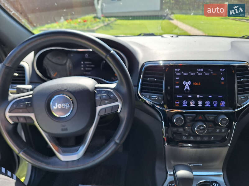 Внедорожник / Кроссовер Jeep Grand Cherokee 2018 в Киеве